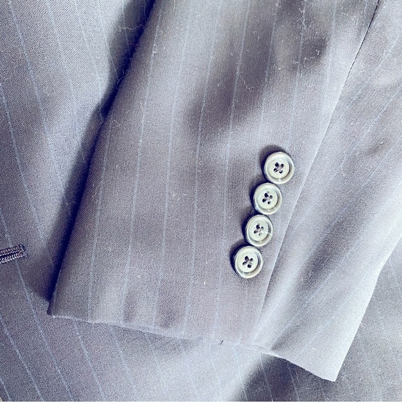 Jos. A. Bank Navy Pinstripe Classic Single-Breasted Blazer - Picture 3 of 5
